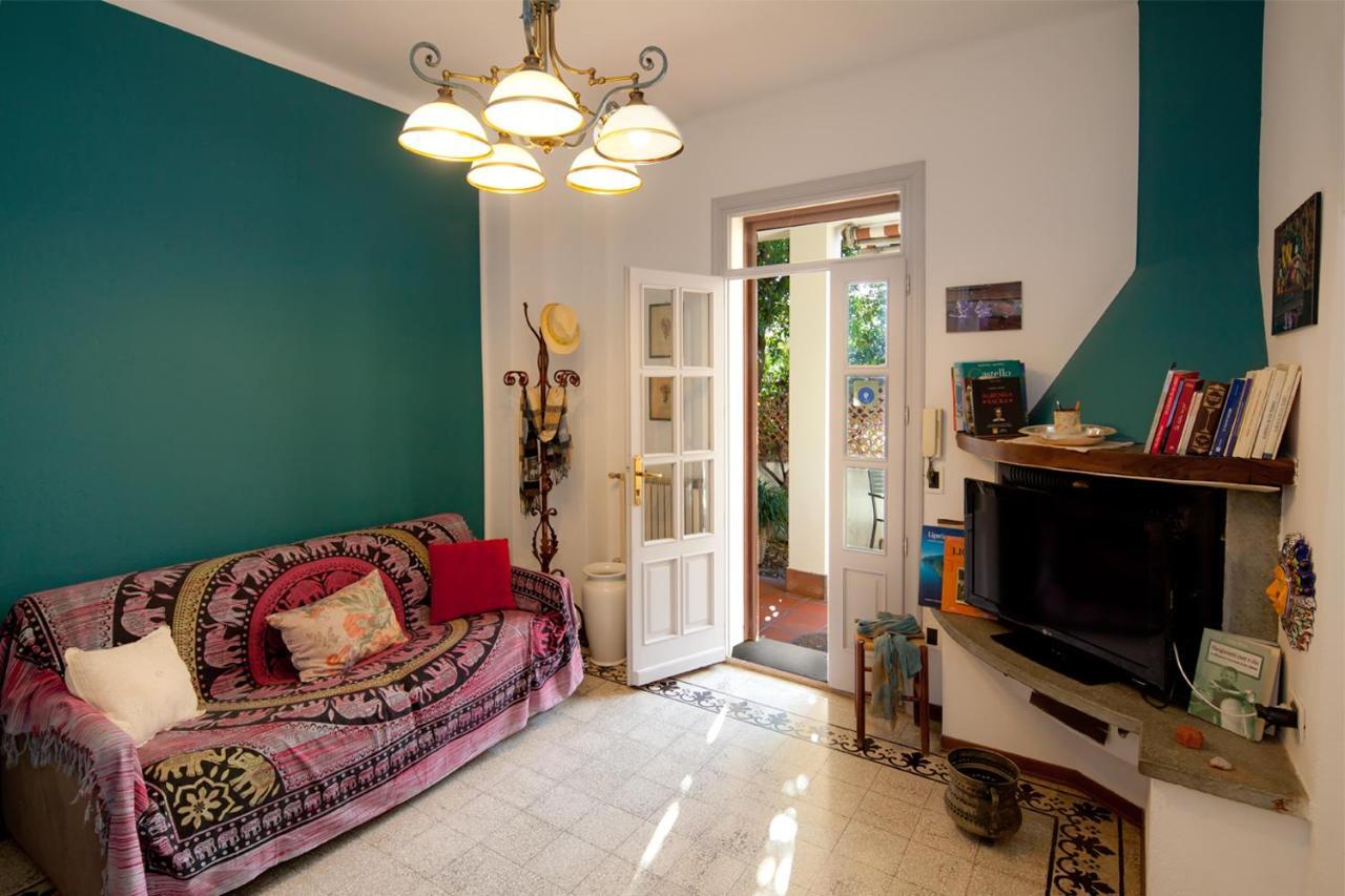 Casa Zafferano Pension Albenga Buitenkant foto